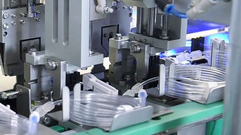 焊接协作机器人：跨越行业的智能助手**